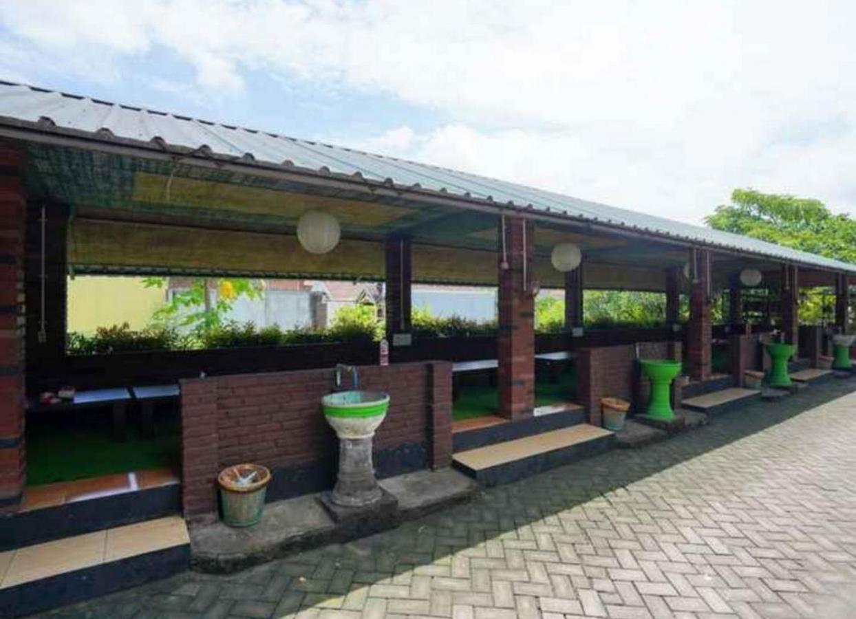 Reddoorz Syariah At Mojosari Hotell Mojokerto Exteriör bild